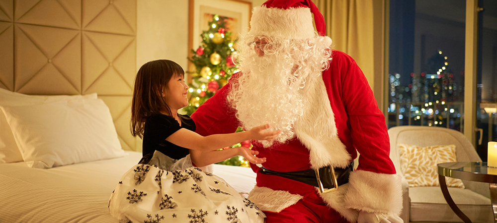 サプライズプロポーズやサンタデリバリーで思い出に残るロマンチックな一夜を!