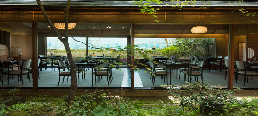 日本料理「さくら」自慢の寿司や天ぷら、鉄板焼をご堪能いただけるディナーコース”伏見(ふしみ)”