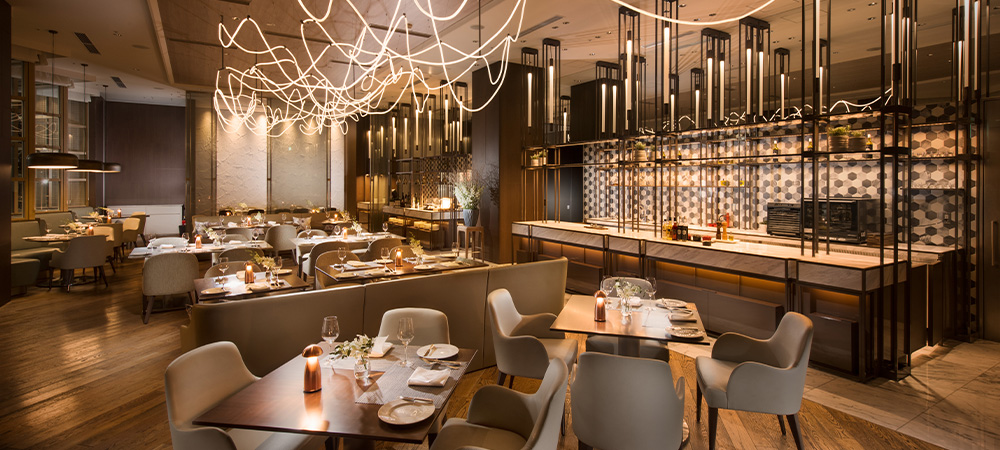 グリロジー バー&グリル旬の食材を使用したスペシャルディナーコース