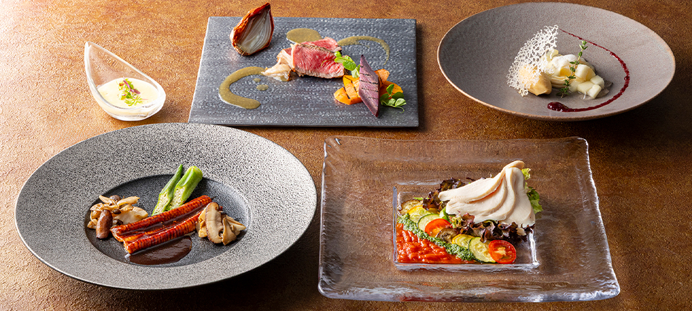 グリロジー バー&グリル旬の食材を使用したスペシャルディナーコース