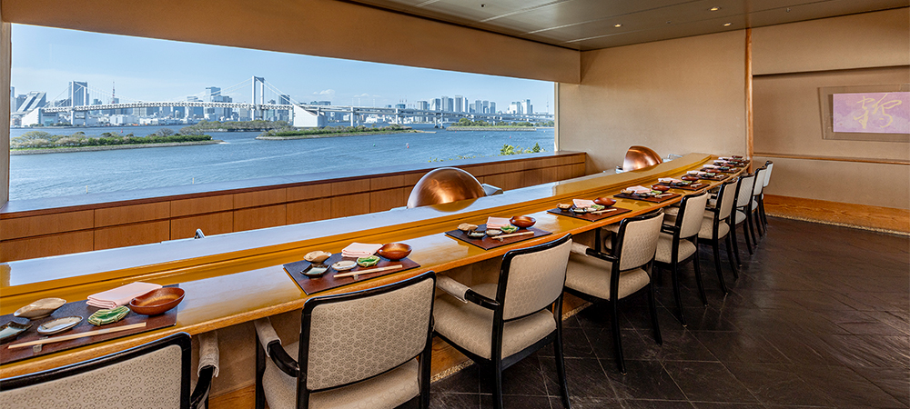 【平日ランチ限定】天ぷらカウンターで楽しむ 揚げたて食べ放題ランチ