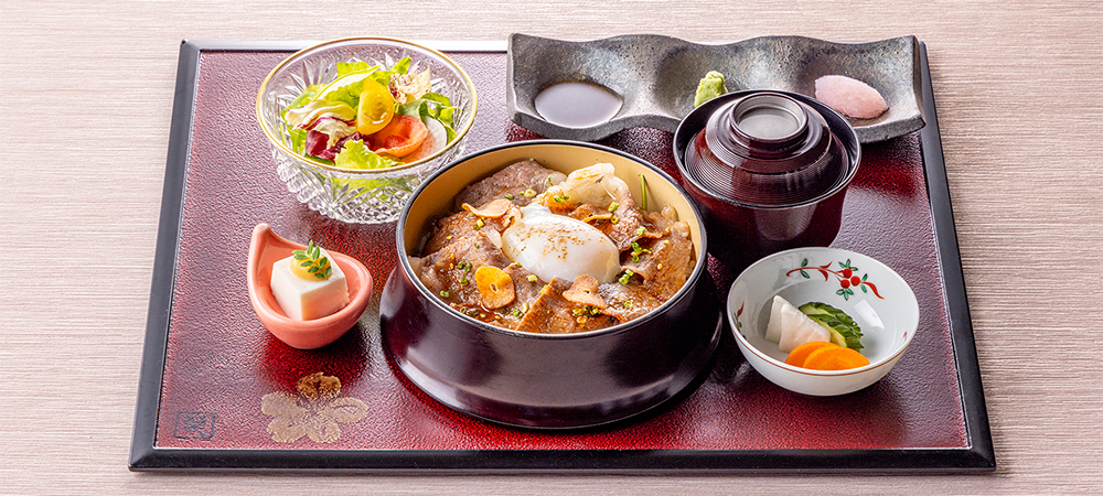 【平日限定ランチ】日本料理「さくら」選べる御膳~さくら特製秋の天丼、豊洲市場直送海鮮丼、黒毛和牛~