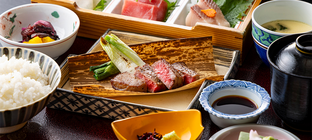 日本料理「さくら」珠玉の厳選御膳安曇野げんき豚、豊洲直送鮮魚、和牛炭火焼 