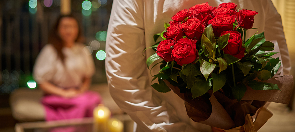 【クリスマス・プロポーズ】インルームディナー＆ダズンローズで聖夜に誓う★ラウンジアクセス＆朝食付