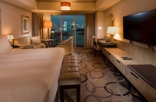 【 日～金限定 】 ウィークデースペシャル絶景レストランのディナービュッフェ×朝食付きステイ