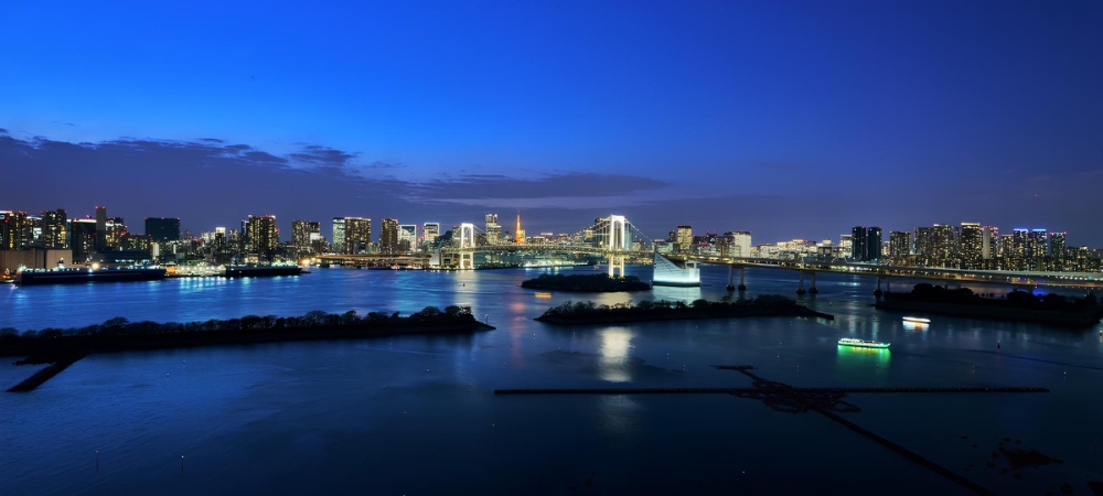 Private Night Retreat 【贅沢は、お部屋の中に】シャンパンとルームサービスで満たされる休日（夕朝食付）