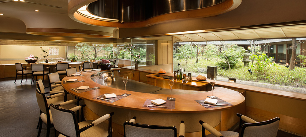 鉄板焼「さくら」